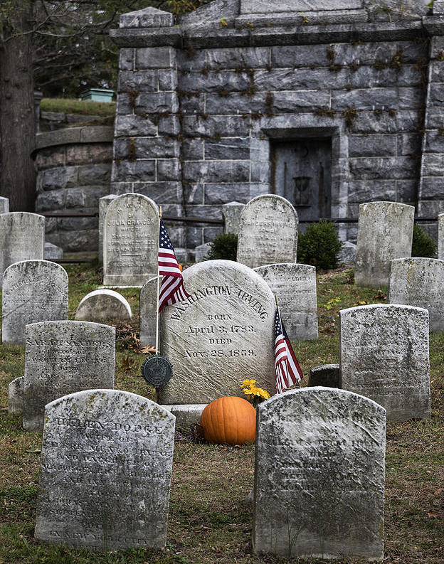 Sleepy-Hollow-Cemetary-Irving